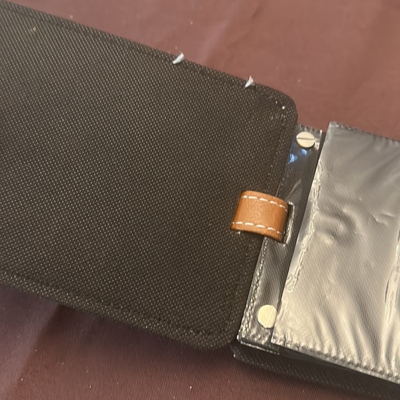 Luggage label photo album - holds 100 6x4 photos - Picture 3 of 4